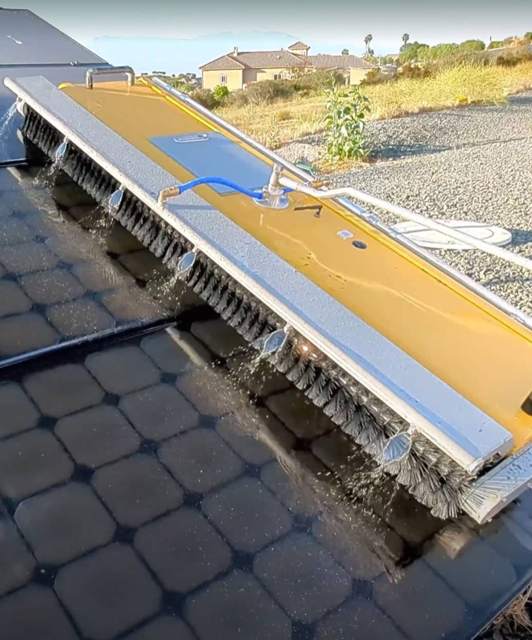 robotic solar panel cleaner